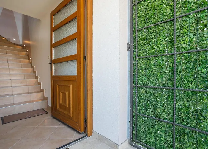 U Centru Blizu Plaze Apartamento