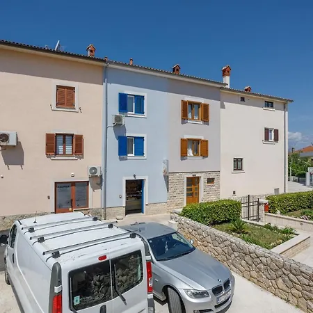 U Centru Blizu Plaze Njivice