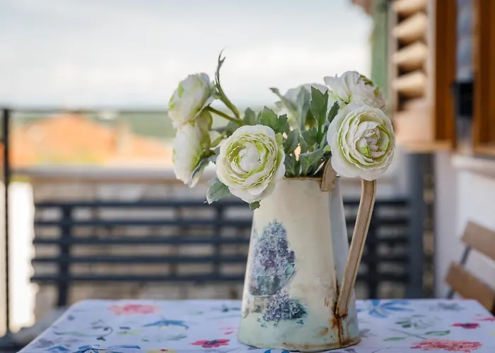 Apartamento U Centru Blizu Plaze Njivice